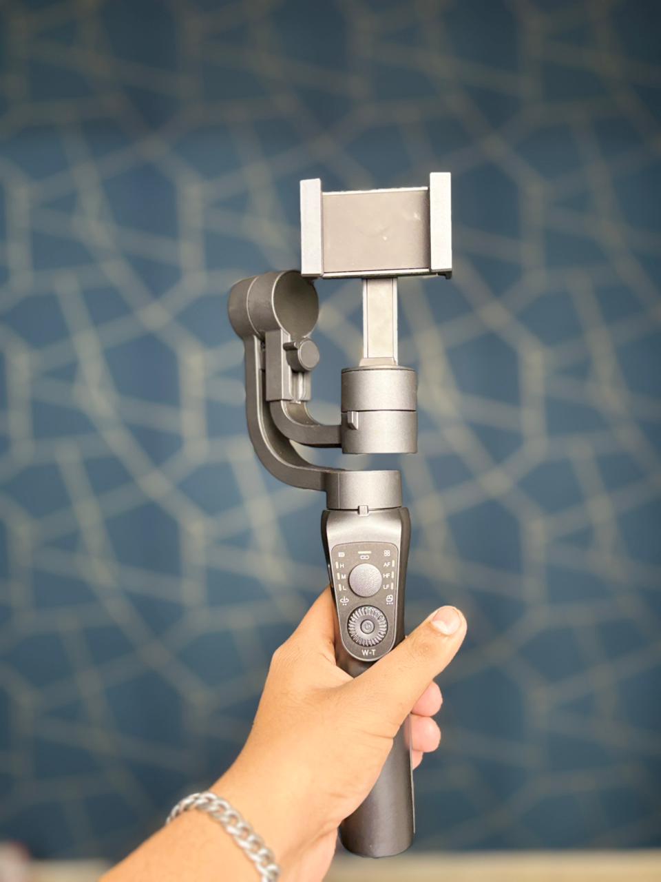 WiWU S5B 3-Axis Handheld Stabilized Gimbal