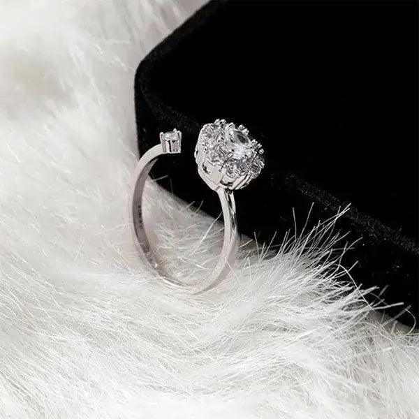 Flower Rotate Ring for Anniversary,Gift,Party,Weeding day special - HT Bazar