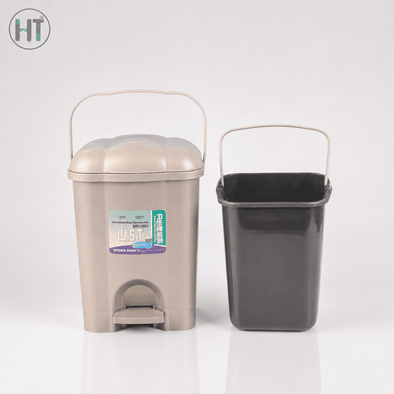 Household Daily Necessities Pedal Dustbin with Inner Bucket