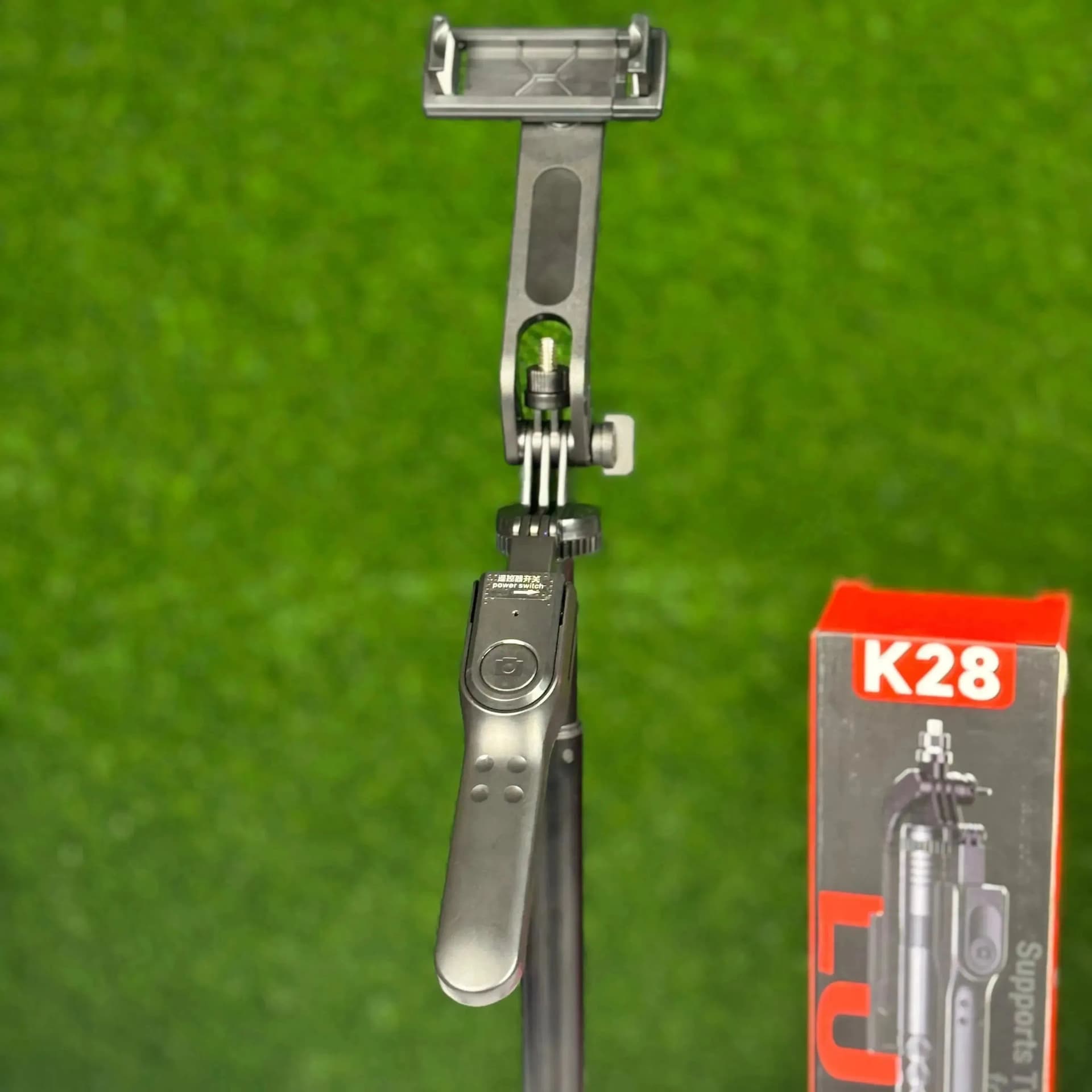 K28 Long Selfie-Stick with Tripod 5
