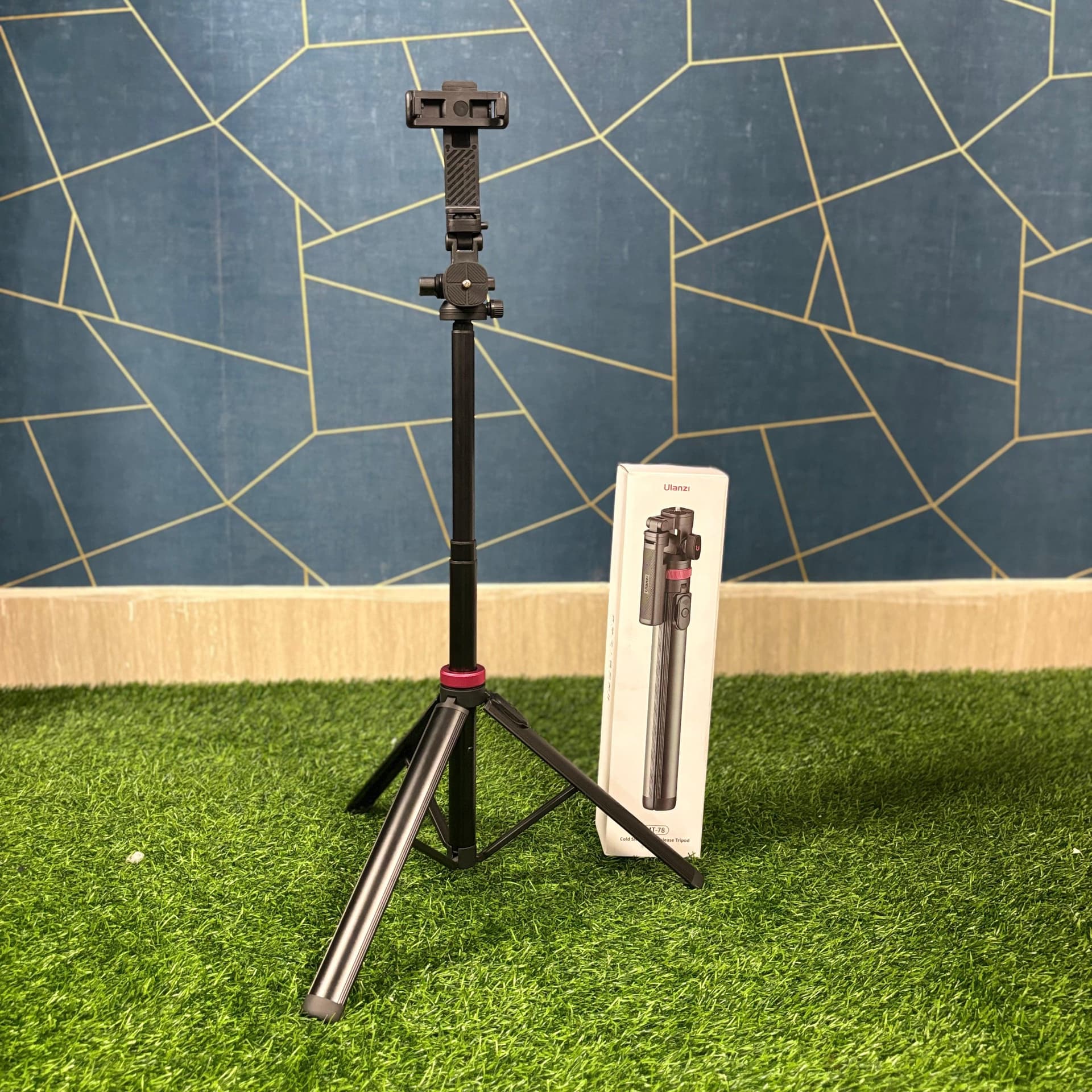 Ulanzi Cold Shoe Quick Release Tripod MT-78