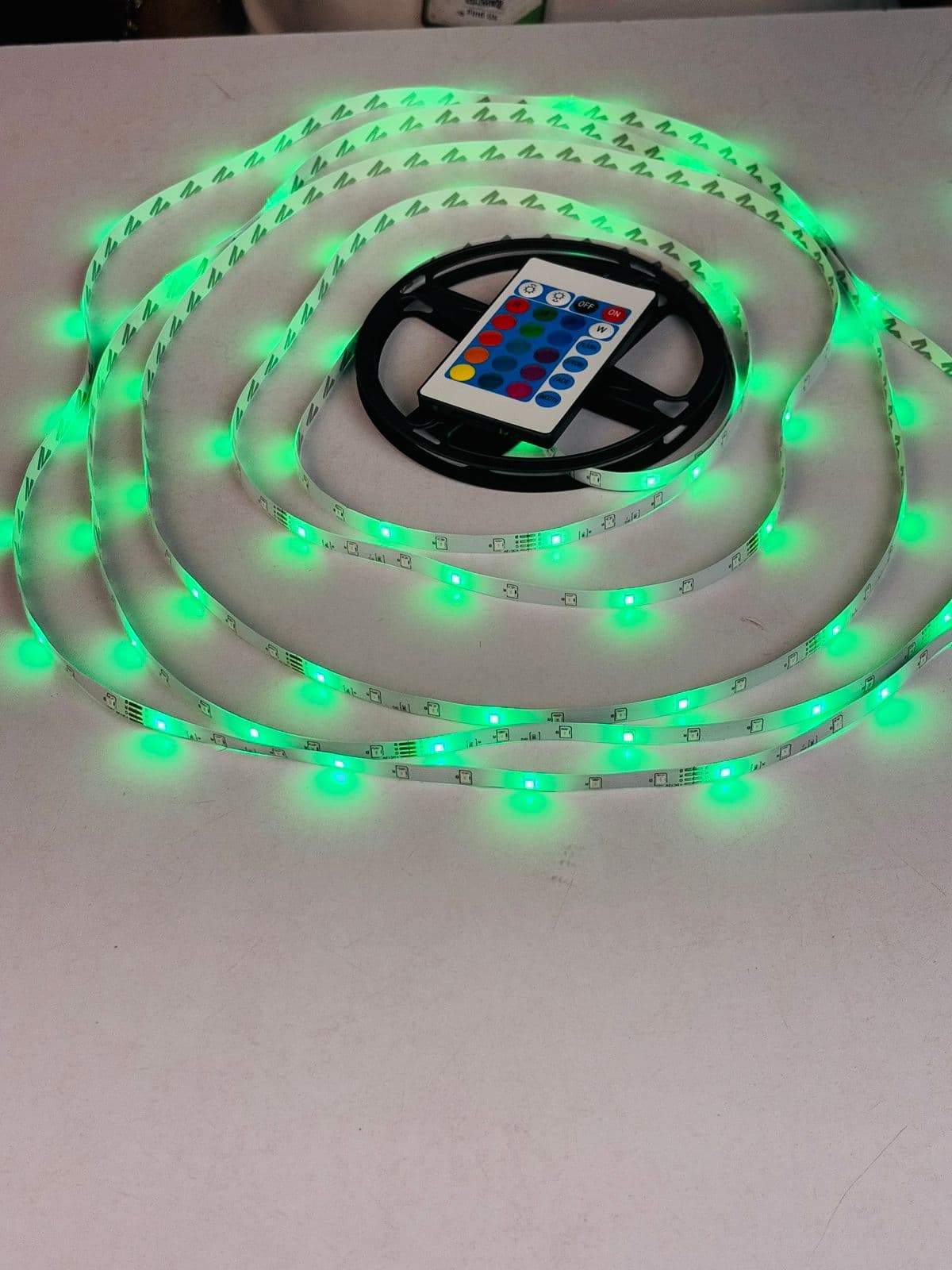 Flexible SMD LED Strip Light – 12V/24V Waterproof RGB Tape Light Roll