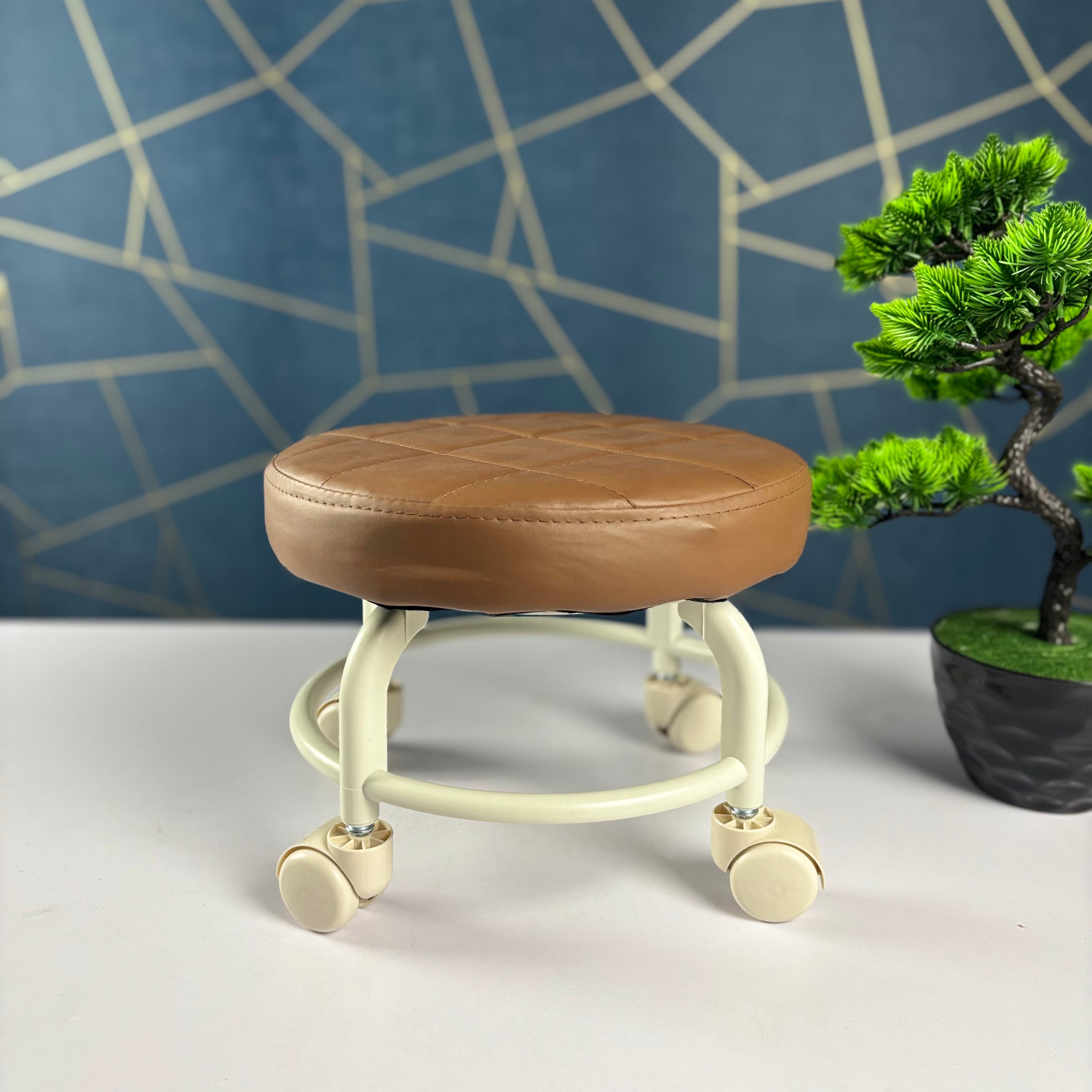 Rounded Stool with Wheels