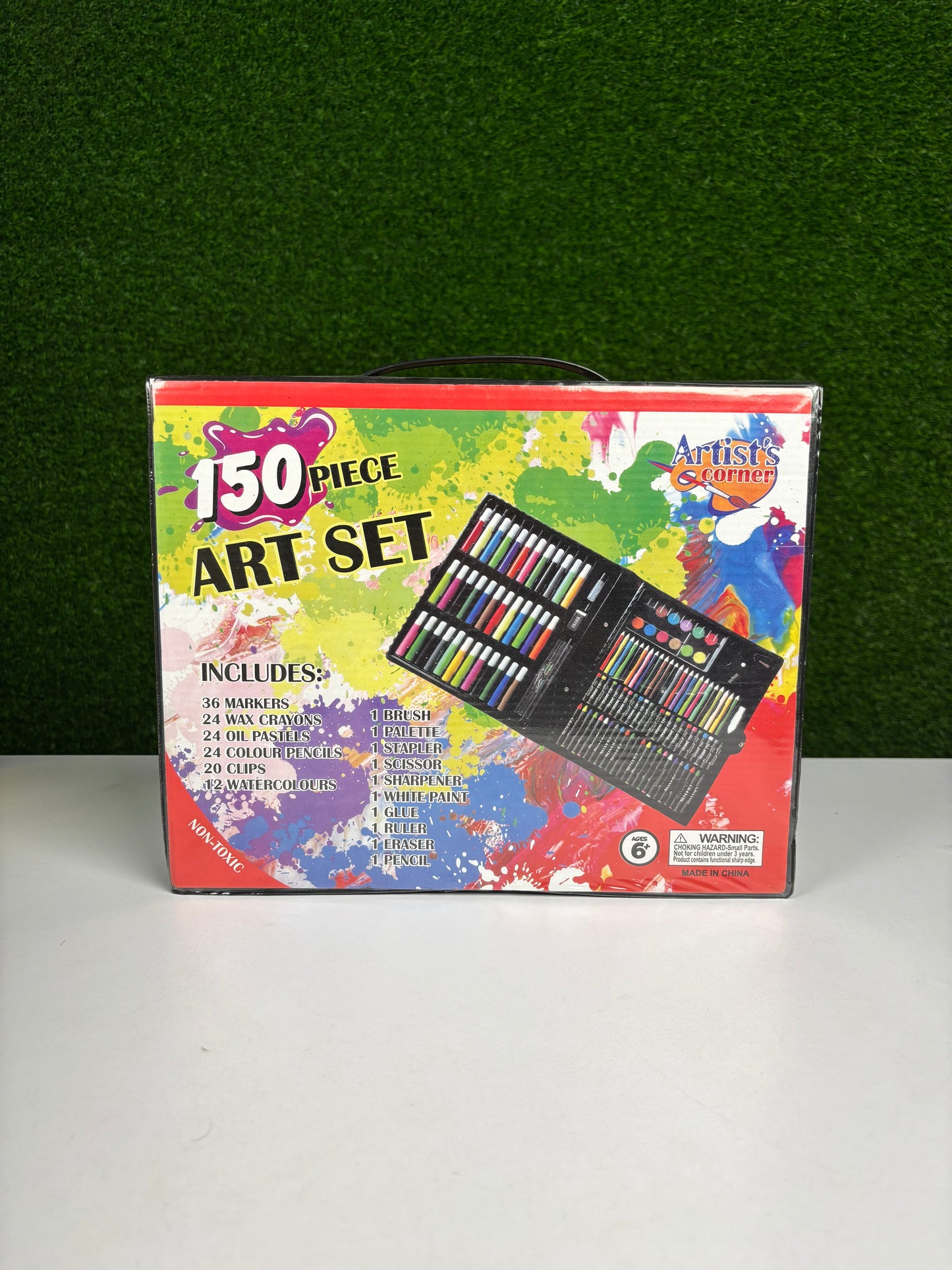 150 pieces art set