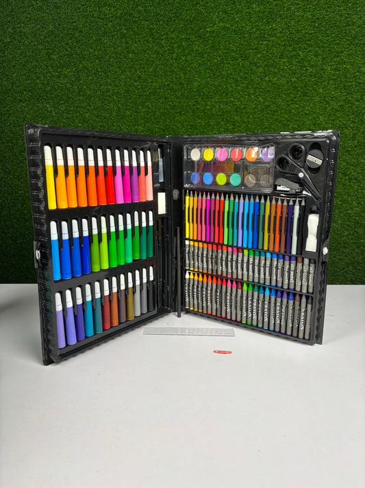 150 pieces art set