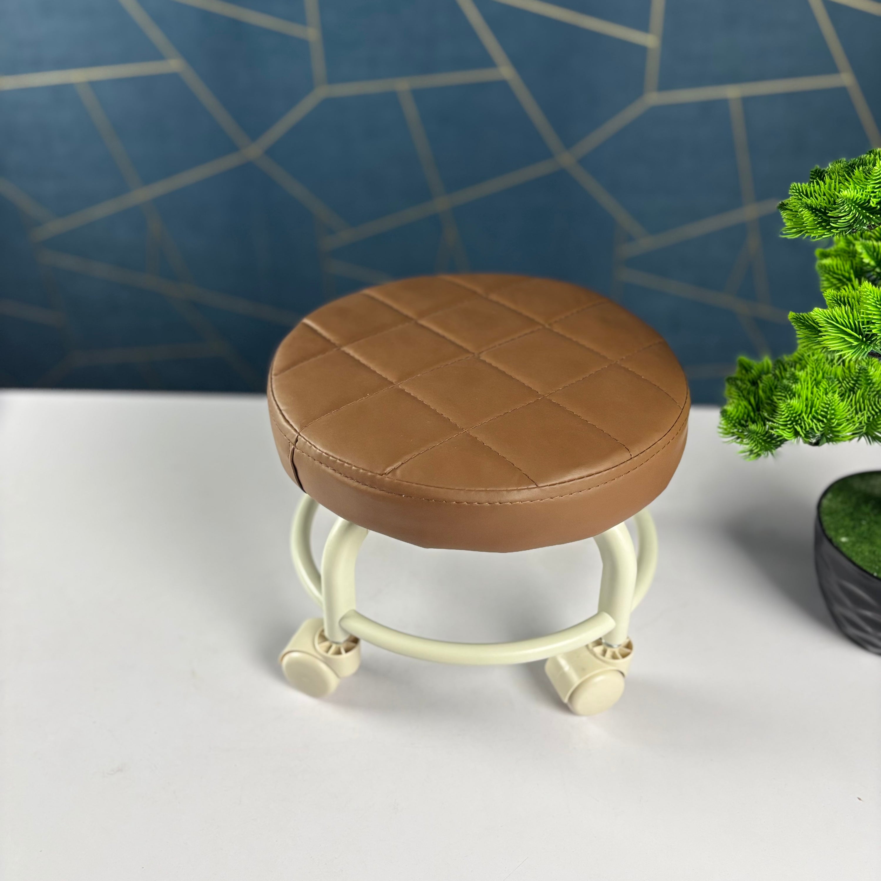 Rounded Stool with Wheels