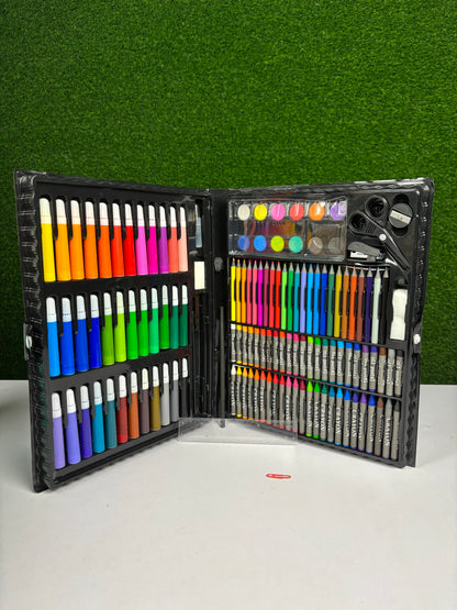 150 pieces art set