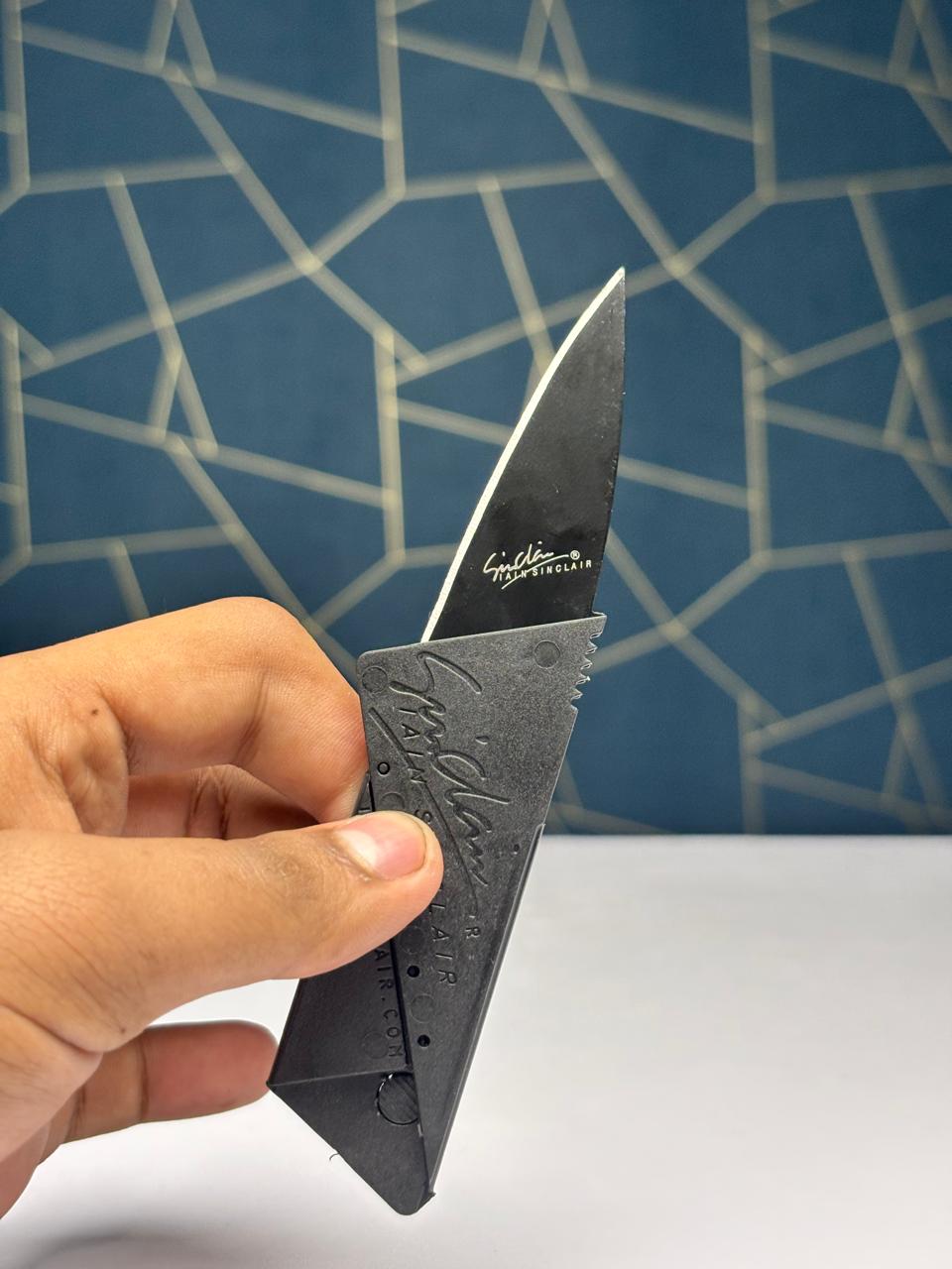 Credit Card-Sized Folding Knife