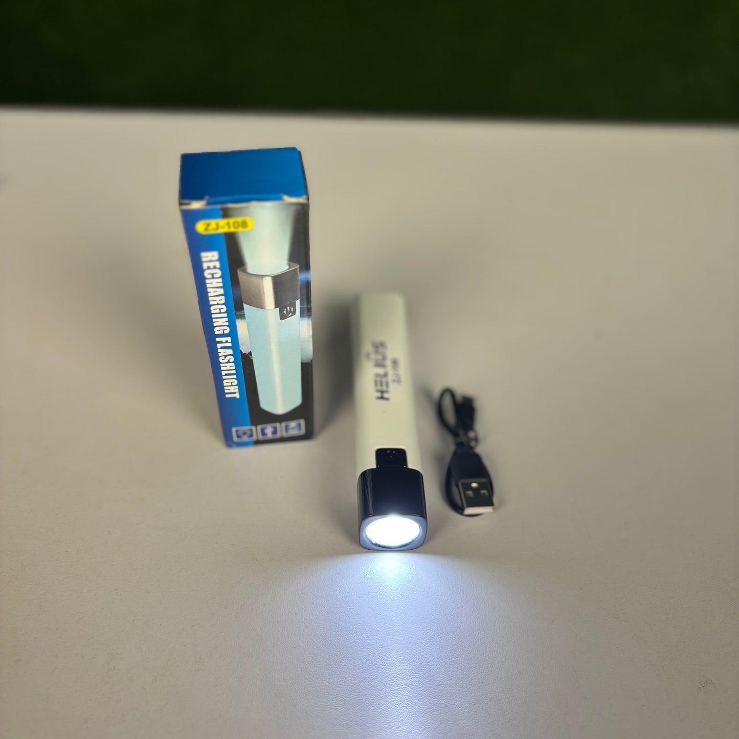 Rechargeable Mini Flashlight ZJ-108