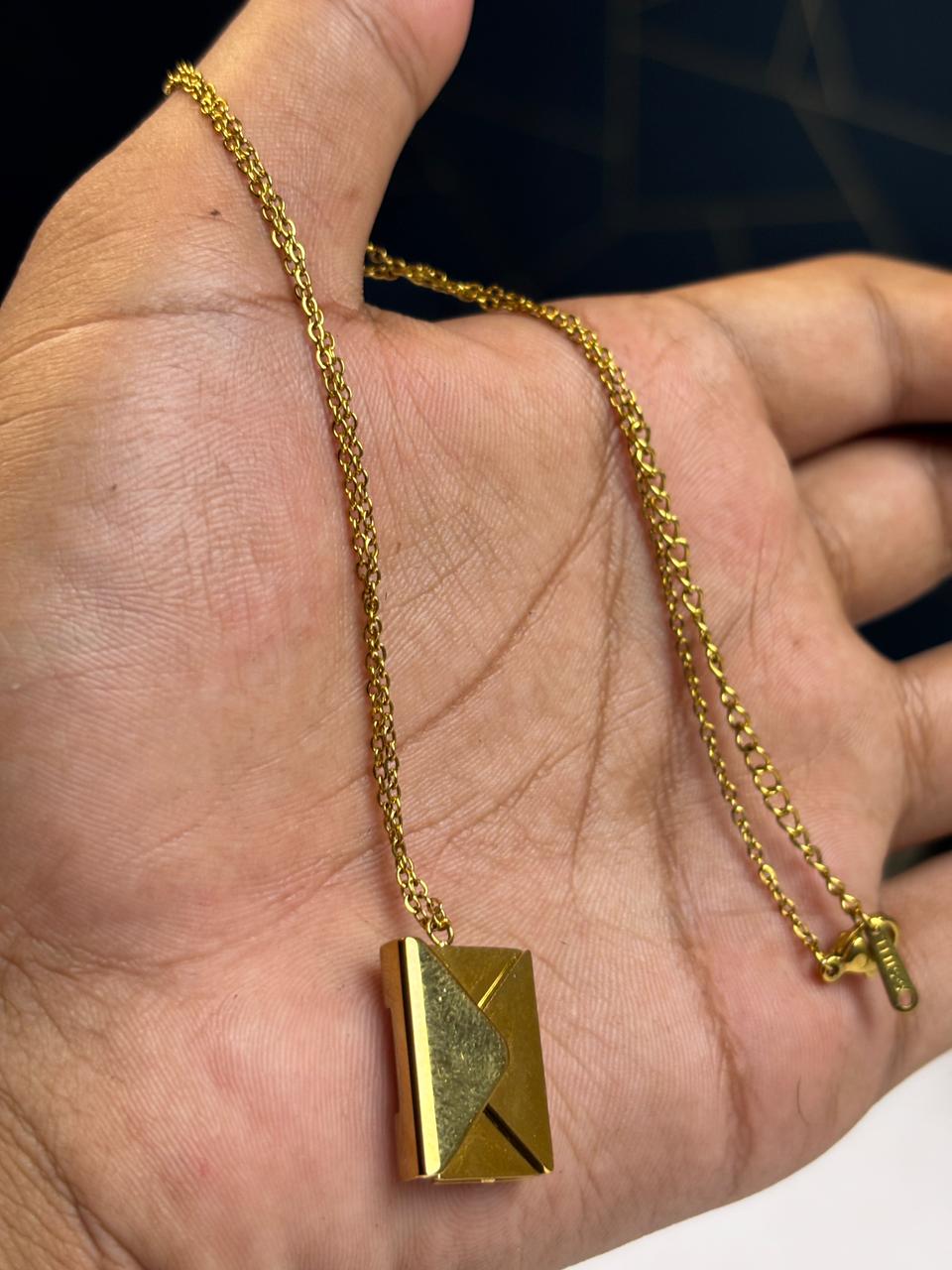 Massage Locket