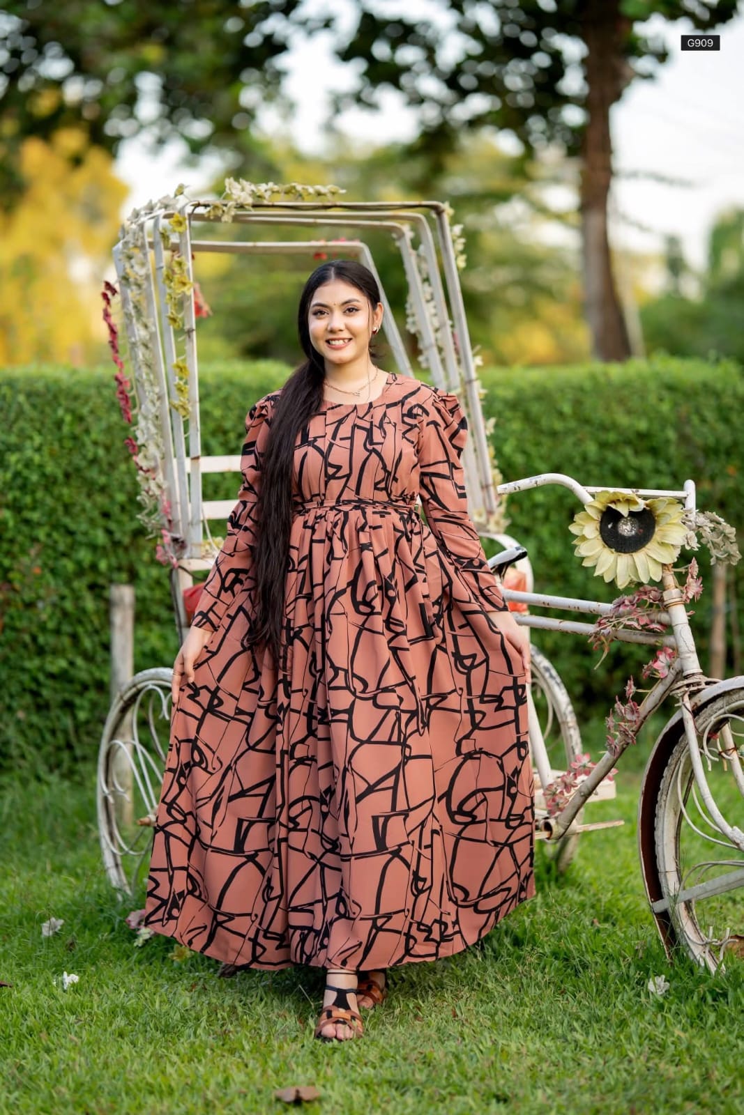 বোরকা / গাউন ১ পিস কালেকশন ৩২০ টাকা/পিস Borka/Gaun 1 Pcs Collection 320 Tk/Pis