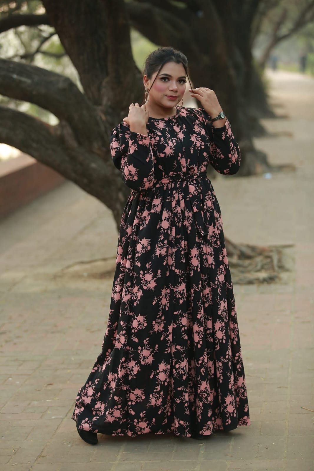 ১ পিস গাউন/বোরকা কালেকশন ৩২০ টাকা/পিস  1 pcs Gaun /Borka Collection 320 TK/pcs