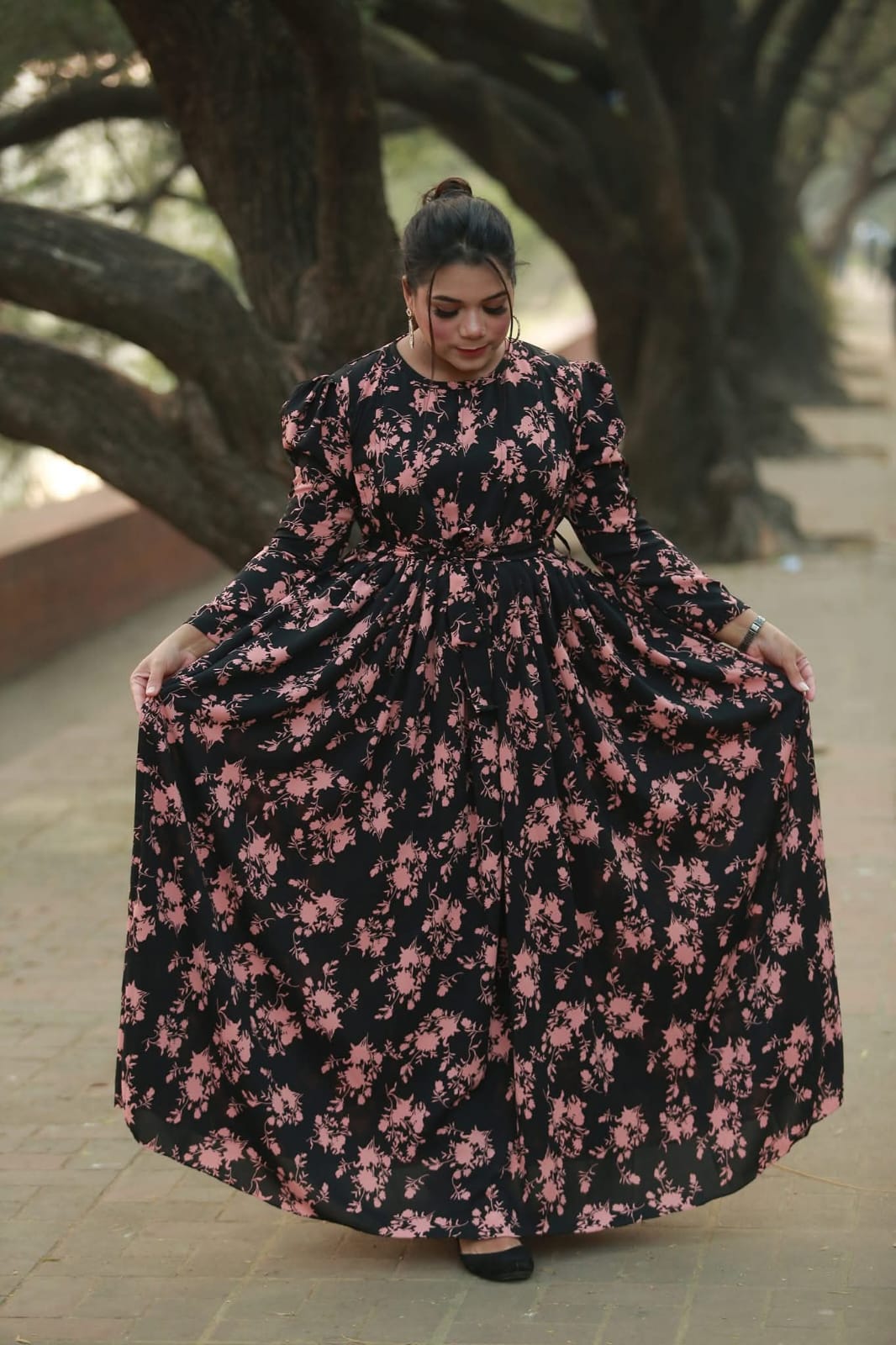 ১ পিস গাউন/বোরকা কালেকশন ৩২০ টাকা/পিস  1 pcs Gaun /Borka Collection 320 TK/pcs