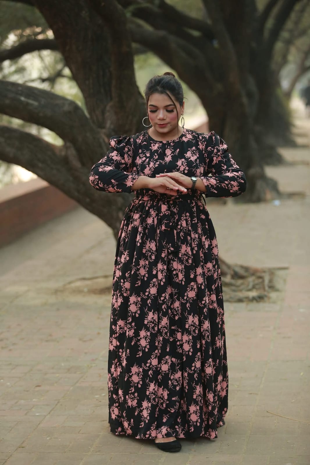 ১ পিস গাউন/বোরকা কালেকশন ৩২০ টাকা/পিস  1 pcs Gaun /Borka Collection 320 TK/pcs