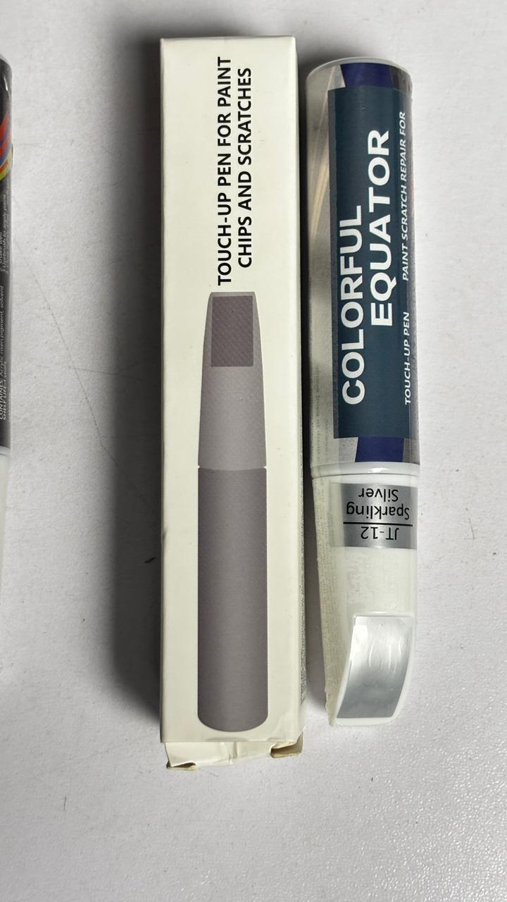 Touch-Up Pen For Fixing Paint Chips And Scratches