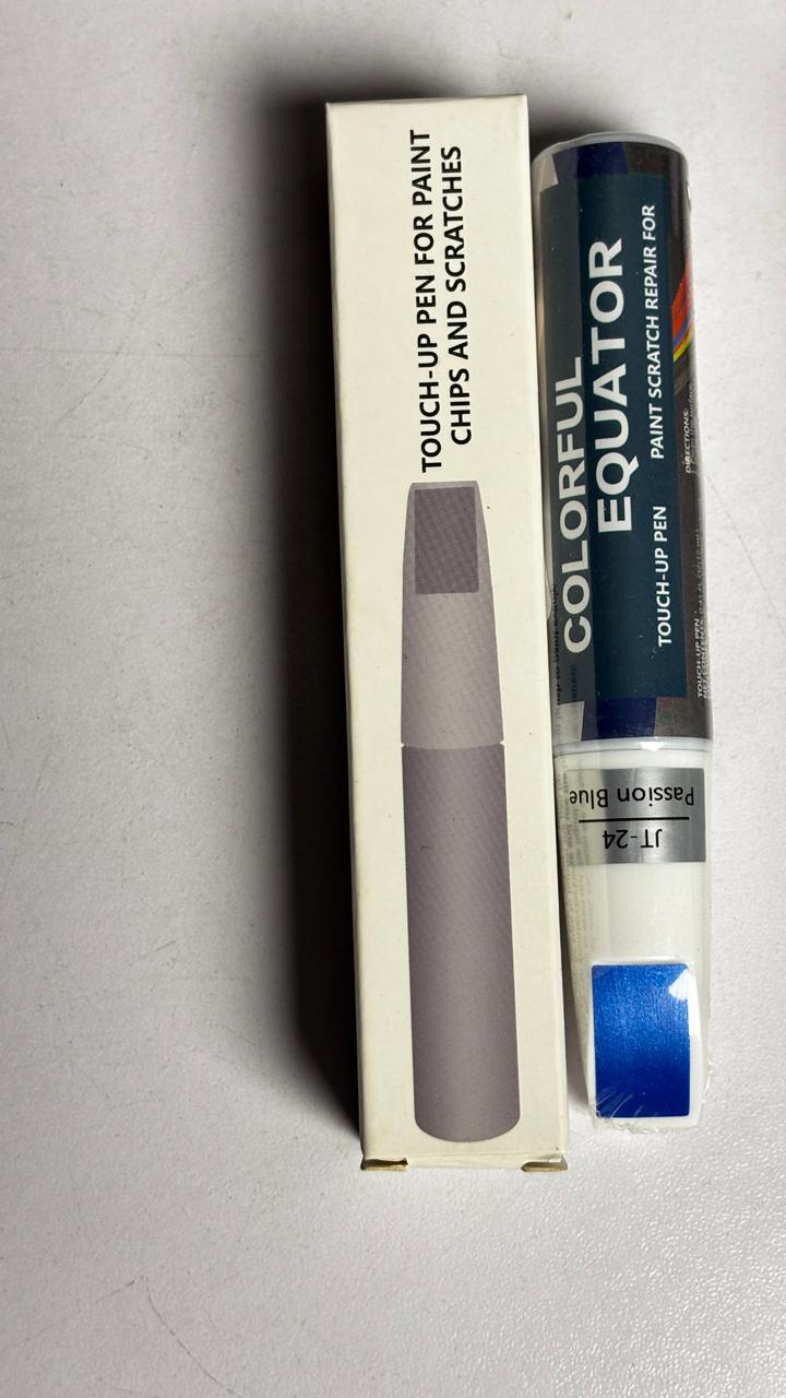 Touch-Up Pen For Fixing Paint Chips And Scratches