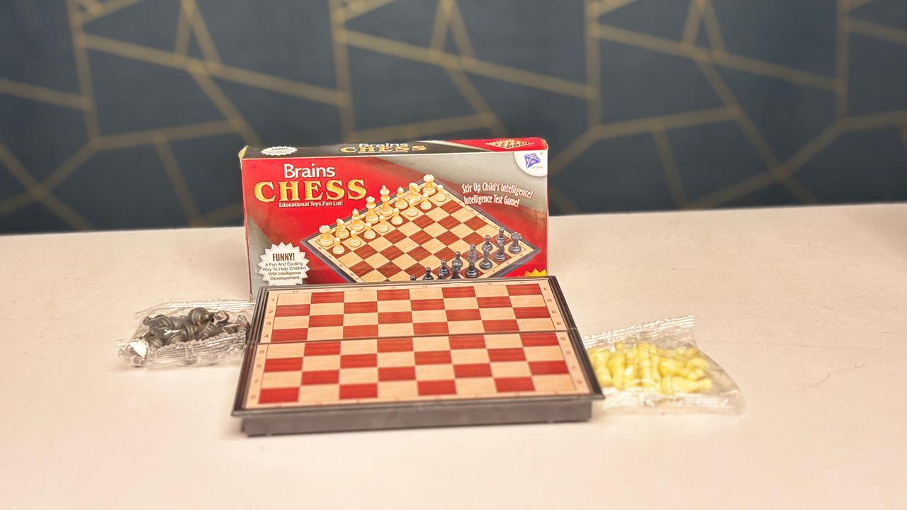 Brains Chess Game Set