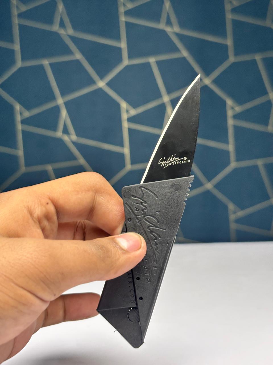 Credit Card-Sized Folding Knife