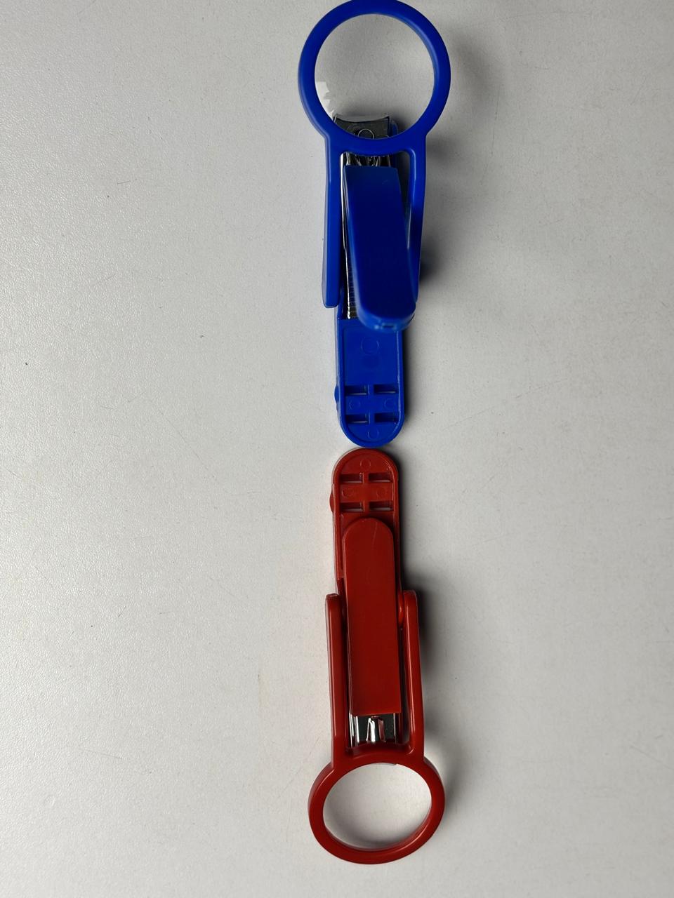 Nail Clipper with Magnifying Glass