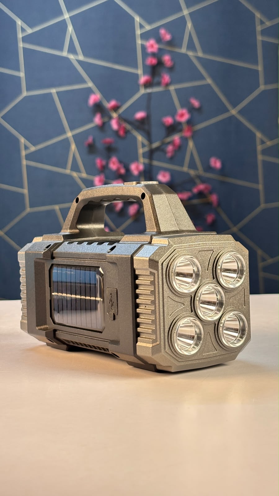 Powerful Multifunctional Solar Emergency Lamp & Flashlight YD-939A-5