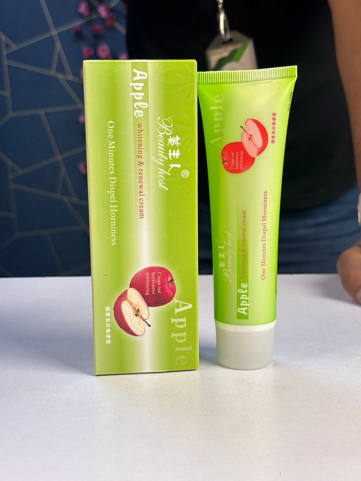Exfoliating & Whitening Gel Cream