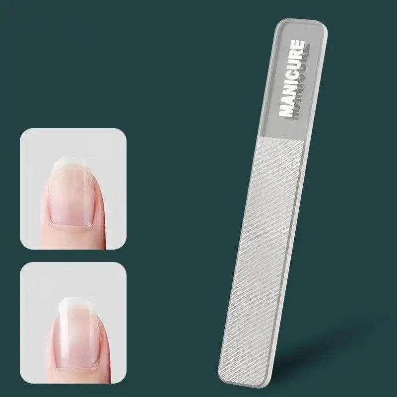 Nail Clippers with A Portable Protective Cover - HT Bazar