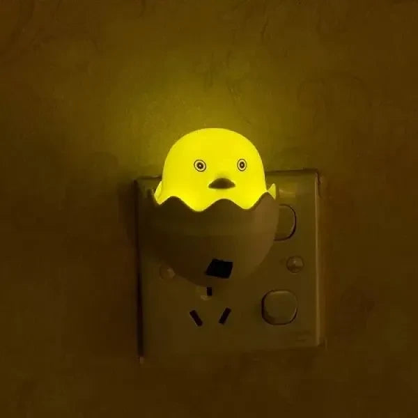 লাইট অফ হলেই নিজে জ্বলে! ✨
Yellow Duck Egg Night Light 🔥