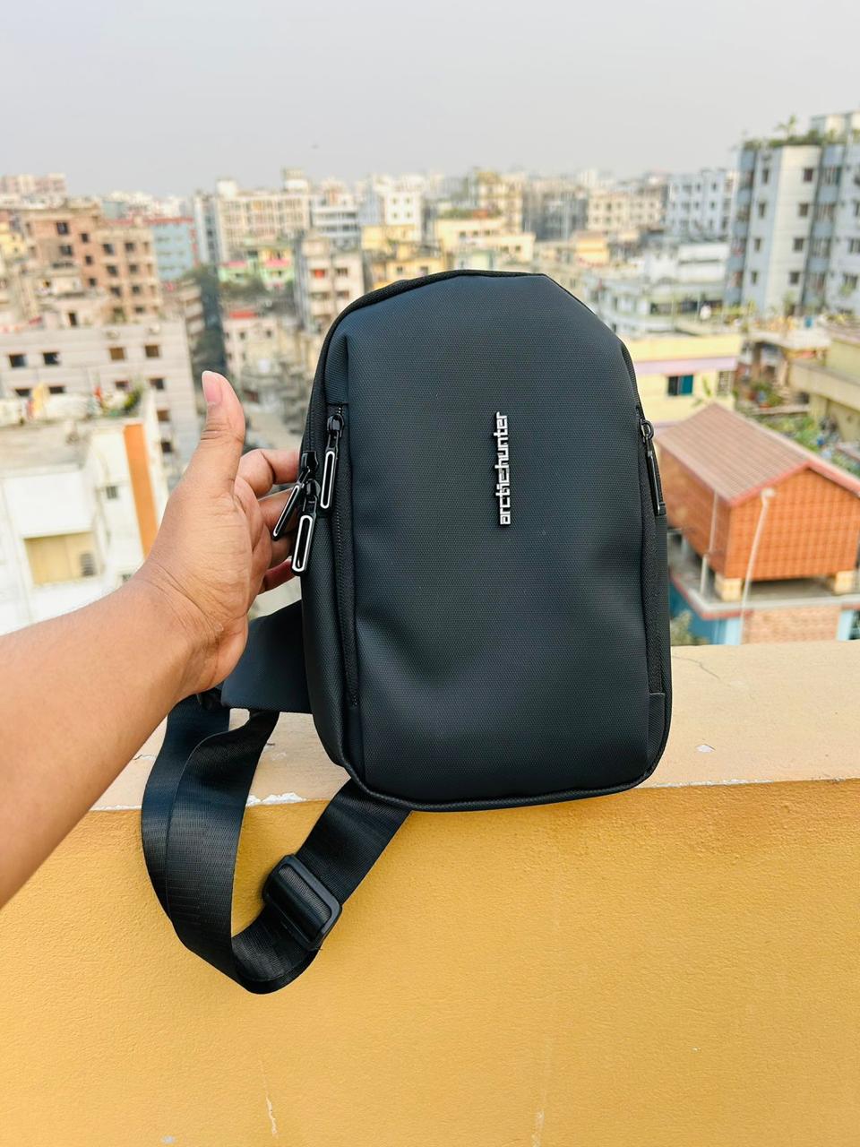 Arctic Hunter Side Bag