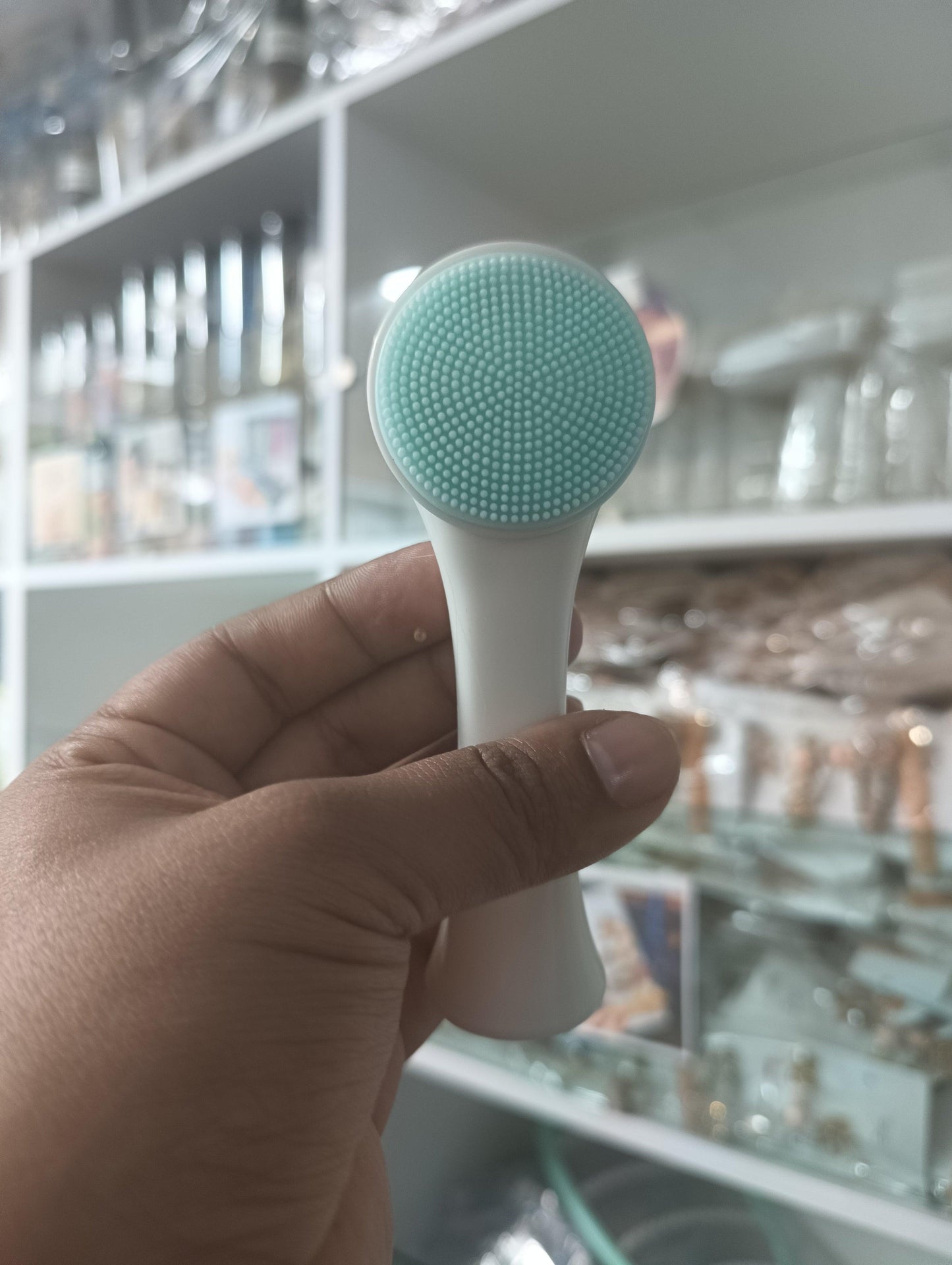 Silicone Facial Cleanser Brush - HT Bazar